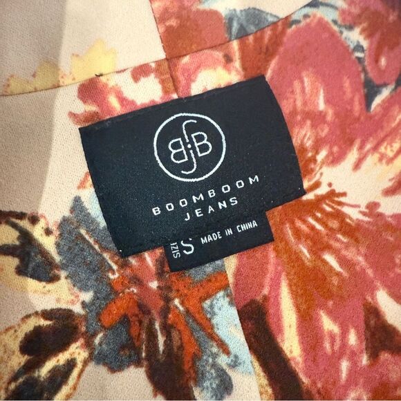 BoomBoom Floral Blazer Pink Red Navy Ruched 3/4 Sleeve Open Front Size Small - Picture 6 of 9